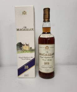 Macallan 1975 18 years old, 700ml, 43%.