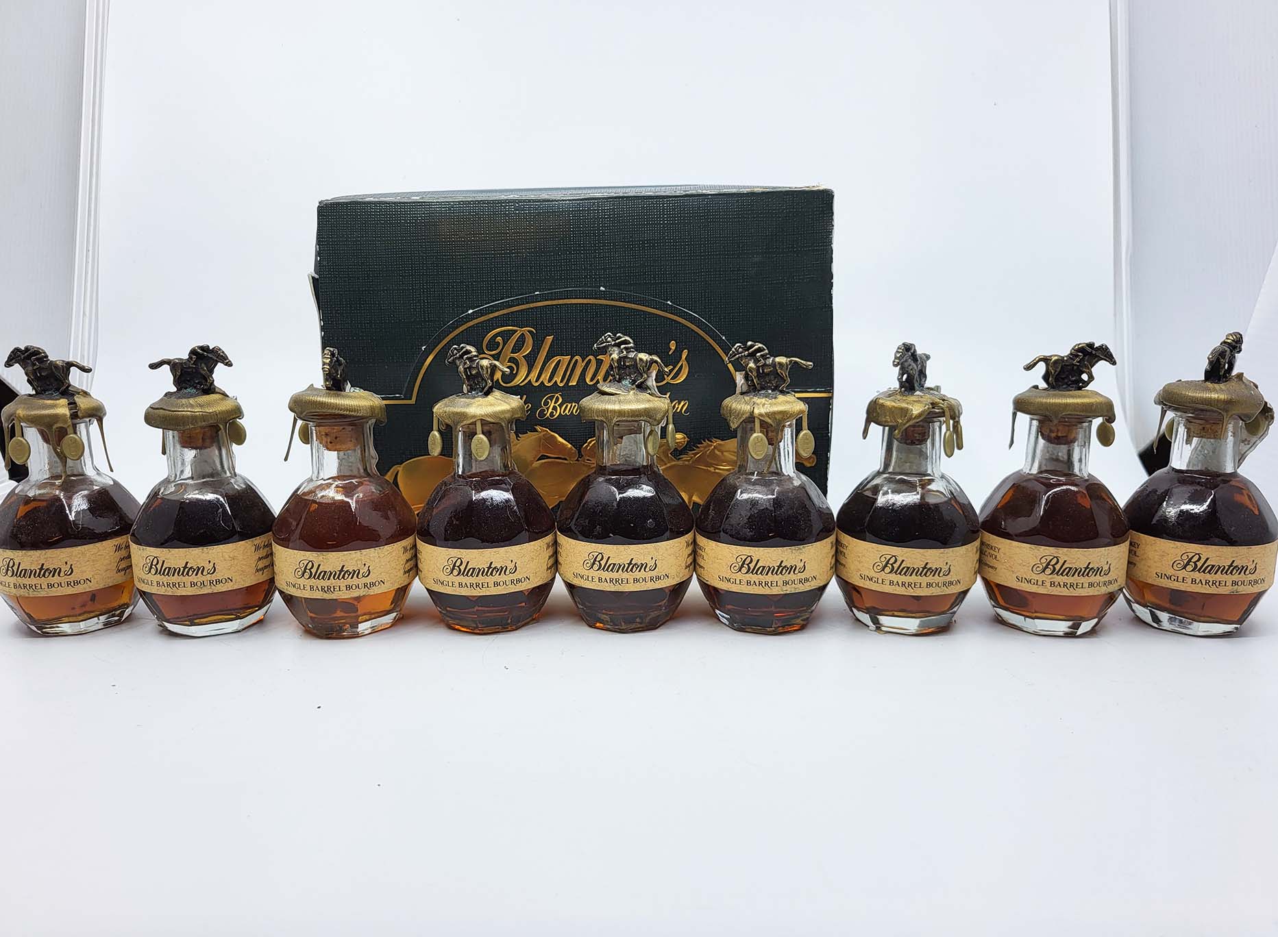 Blanton's Miniatures 9x early 1990's 50ml 46.5% Blanton's Miniatures 9x early 1990's 50ml 46.5%